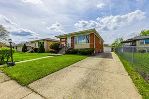 10808 Major Ave, Chicago Ridge, IL 60415 - Photo 1