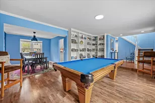 27W050 Sycamore Ln, Winfield, IL 60190 - Photo 9