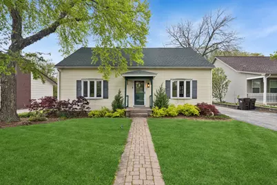 366 Poplar Street, Crystal Lake, IL 60014 - Photo 1