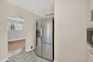 2726 S 60th Ct, Cicero, IL 60804 - Photo 15