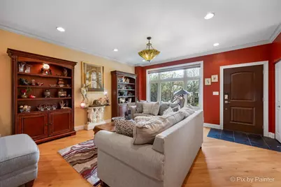 4906 N Kruger Avenue, Chicago, IL 60630 - Photo 3