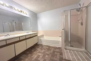 274 Sheffield Dr, Schaumburg, IL 60194 - Photo 9