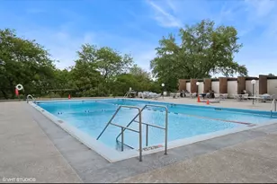5455 N Sheridan Rd, Chicago, IL 60640 - Photo 25