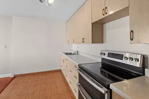 5455 N Sheridan Rd, Chicago, IL 60640 - Photo 13