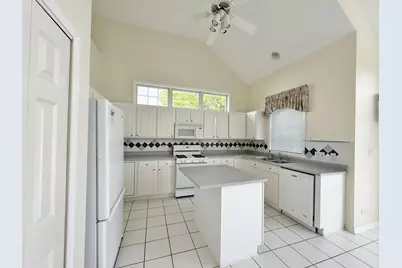 25410 W Latham Court, Plainfield, IL 60585 - Photo 5