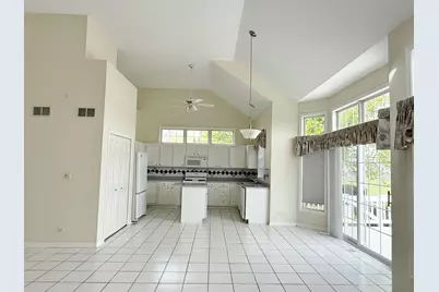 25410 W Latham Court, Plainfield, IL 60585 - Photo 7