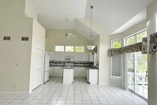 25410 W Latham Ct, Plainfield, IL 60585 - Photo 7