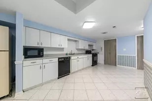 21W325 Sunnyside Dr, Itasca, IL 60143 - Photo 49