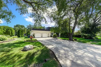 21W325 Sunnyside Drive, Itasca, IL 60143 - Photo 1