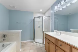17977 Lochwood Pl, Tinley Park, IL 60487 - Photo 13
