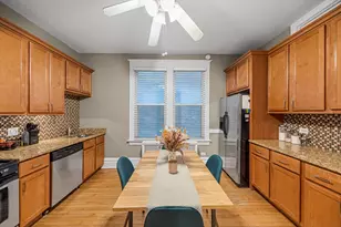 3722 N Bosworth Ave, Chicago, IL 60613 - Photo 43