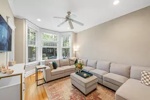 3722 N Bosworth Ave, Chicago, IL 60613 - Photo 33