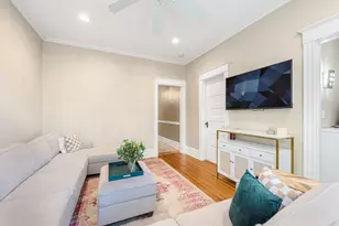3722 N Bosworth Ave, Chicago, IL 60613 - Photo 35