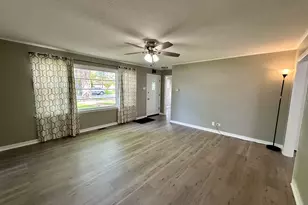 9125 S 51st Ave, Oak Lawn, IL 60453 - Photo 7