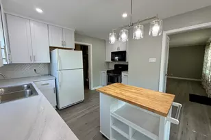 9125 S 51st Ave, Oak Lawn, IL 60453 - Photo 11
