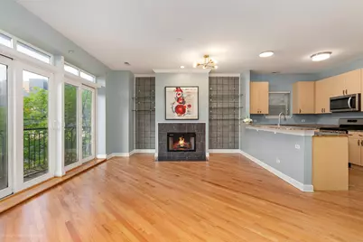 2352 W Bloomingdale Avenue #3W, Chicago, IL 60647 - Photo 7