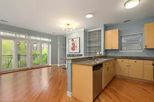 2352 W Bloomingdale Ave, Chicago, IL 60647 - Photo 13