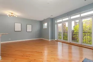 2352 W Bloomingdale Ave, Chicago, IL 60647 - Photo 5