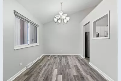 73 Century Drive, Roselle, IL 60172 - Photo 7