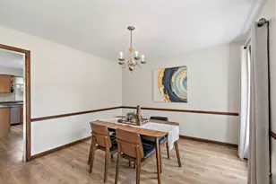18 Jennifer Ln, Dekalb, IL 60115 - Photo 5
