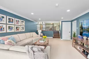 9025 Kathy Ct, Orland Park, IL 60462 - Photo 11