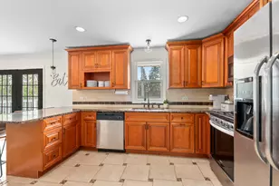 9025 Kathy Ct, Orland Park, IL 60462 - Photo 9