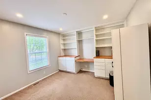 2501 Ridgefield Dr, Belvidere, IL 61008 - Photo 9