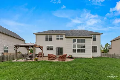 703 Fairfield Drive, Oswego, IL 60543 - Photo 19