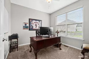 703 Fairfield Dr, Oswego, IL 60543 - Photo 7