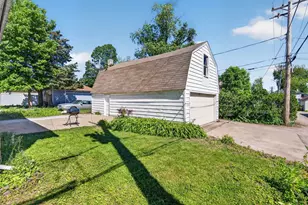 807 Farragut Pl, Joliet, IL 60435 - Photo 45