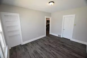 545 Hammond Ave, Aurora, IL 60506 - Photo 11