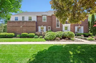 601 S Brainard Ave, La Grange, IL 60525 - Photo 1