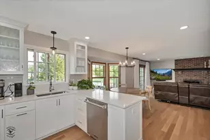 16445 Lee Ave, Orland Park, IL 60467 - Photo 9