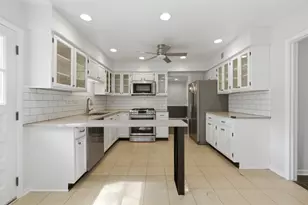 2666 Prairie Ave, Evanston, IL 60201 - Photo 7