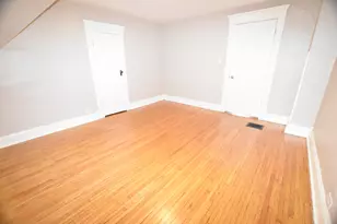 338 Marion Ave, Aurora, IL 60505 - Photo 11