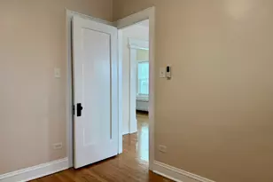 2125 Wesley Ave, Berwyn, IL 60402 - Photo 5