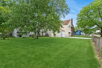 747 Watson Street, Aurora, IL 60505 - Photo 21