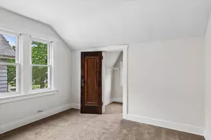747 Watson St, Aurora, IL 60505 - Photo 17
