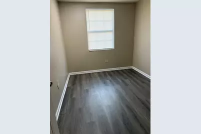 4764 S Shields Avenue, Chicago, IL 60609 - Photo 11