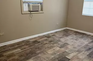 4764 S Shields Ave, Chicago, IL 60609 - Photo 9