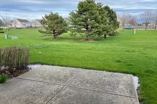 1022 Heron Cir, Joliet, IL 60431 - Photo 21
