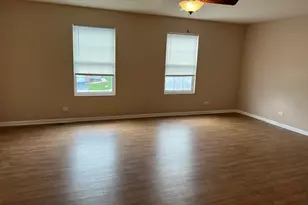1022 Heron Cir, Joliet, IL 60431 - Photo 9