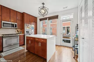 1053 N Kingsbury St, Chicago, IL 60610 - Photo 7