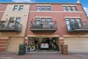 1053 N Kingsbury St, Chicago, IL 60610 - Photo 21
