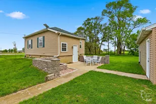 3029 S 8500E Rd, Saint Anne, IL 60964 - Photo 3