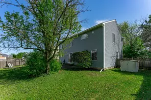 1868 Pastoral Ln, Hanover Park, IL 60133 - Photo 37
