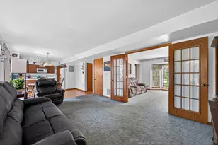 1868 Pastoral Ln, Hanover Park, IL 60133 - Photo 15