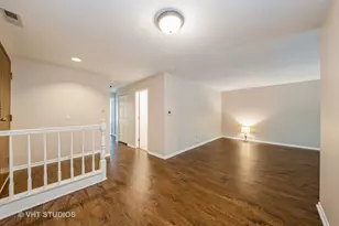 841 Cross Creek Ct, Roselle, IL 60172 - Photo 3