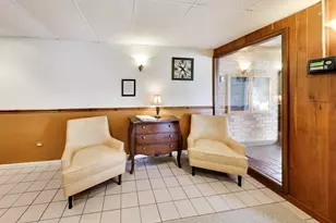 500 Redondo Dr, Downers Grove, IL 60516 - Photo 5