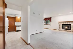 7520 W Willowood Ct, Orland Park, IL 60462 - Photo 3
